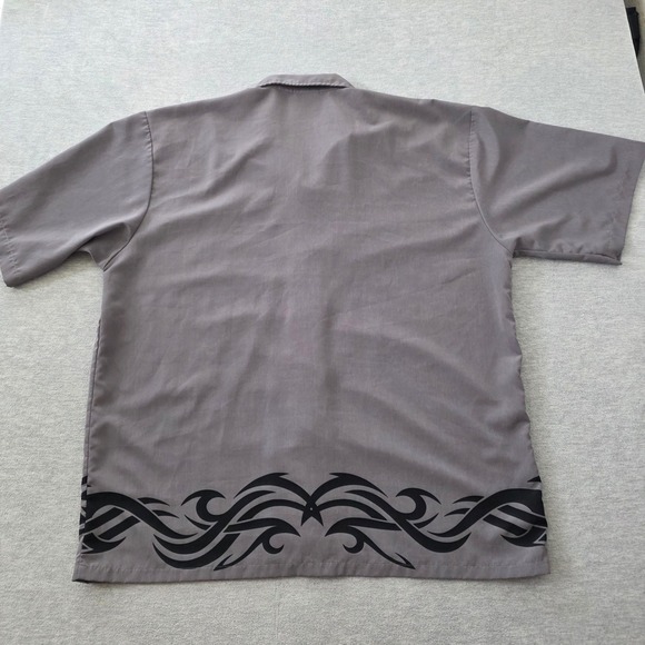 MT:2 Mens XXXL Grey Tribal Blue Flame Graphic Short Sleeve Button Up Shirt Y2K - Picture 6 of 8